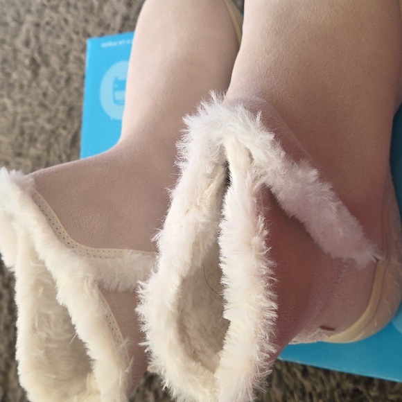 NIB Skechers Sz 8.5 Boots - Picture 11 of 12